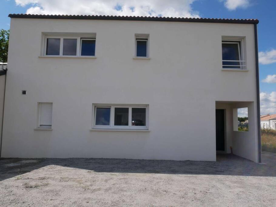 Studio Lumineux Avec Terrasse La Roche-sur-Yon Exteriér fotografie