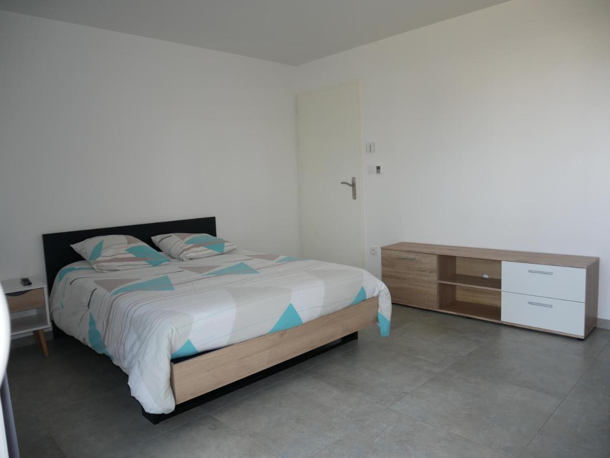 Studio Lumineux Avec Terrasse La Roche-sur-Yon Exteriér fotografie