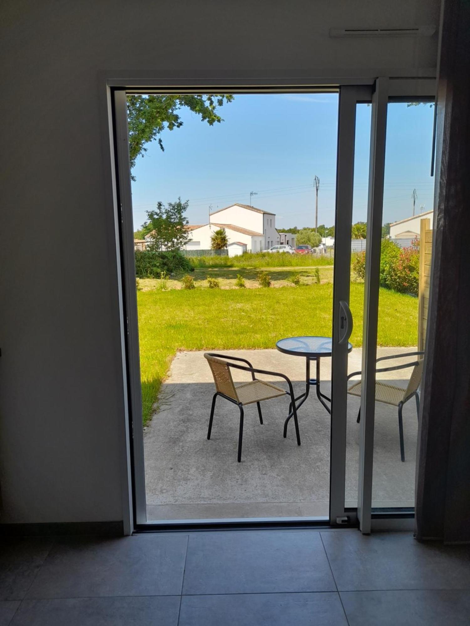 Studio Lumineux Avec Terrasse La Roche-sur-Yon Exteriér fotografie